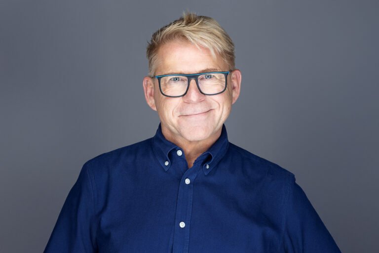 Anthony Bidulka Reflects on Crafting Stories of Diversity and Connection