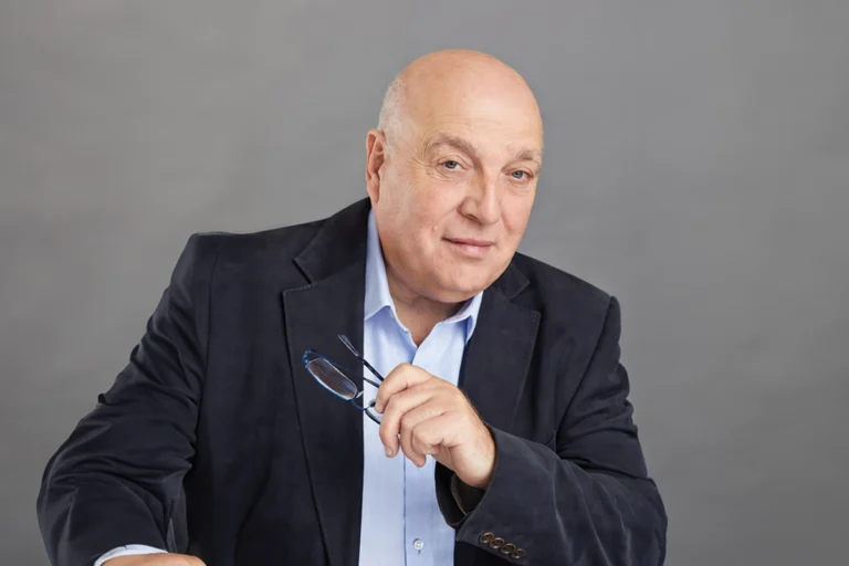 “Research Your Research”: David Philips Shares The Secret To Writing Exceptional and Gripping Stories